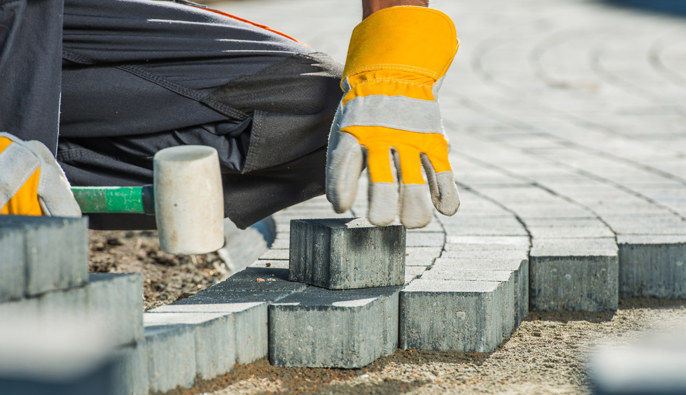 Układanie kostki brukowej